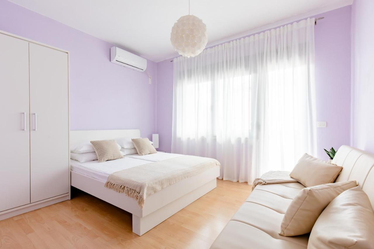 Apartments Mara Kastela Exterior photo