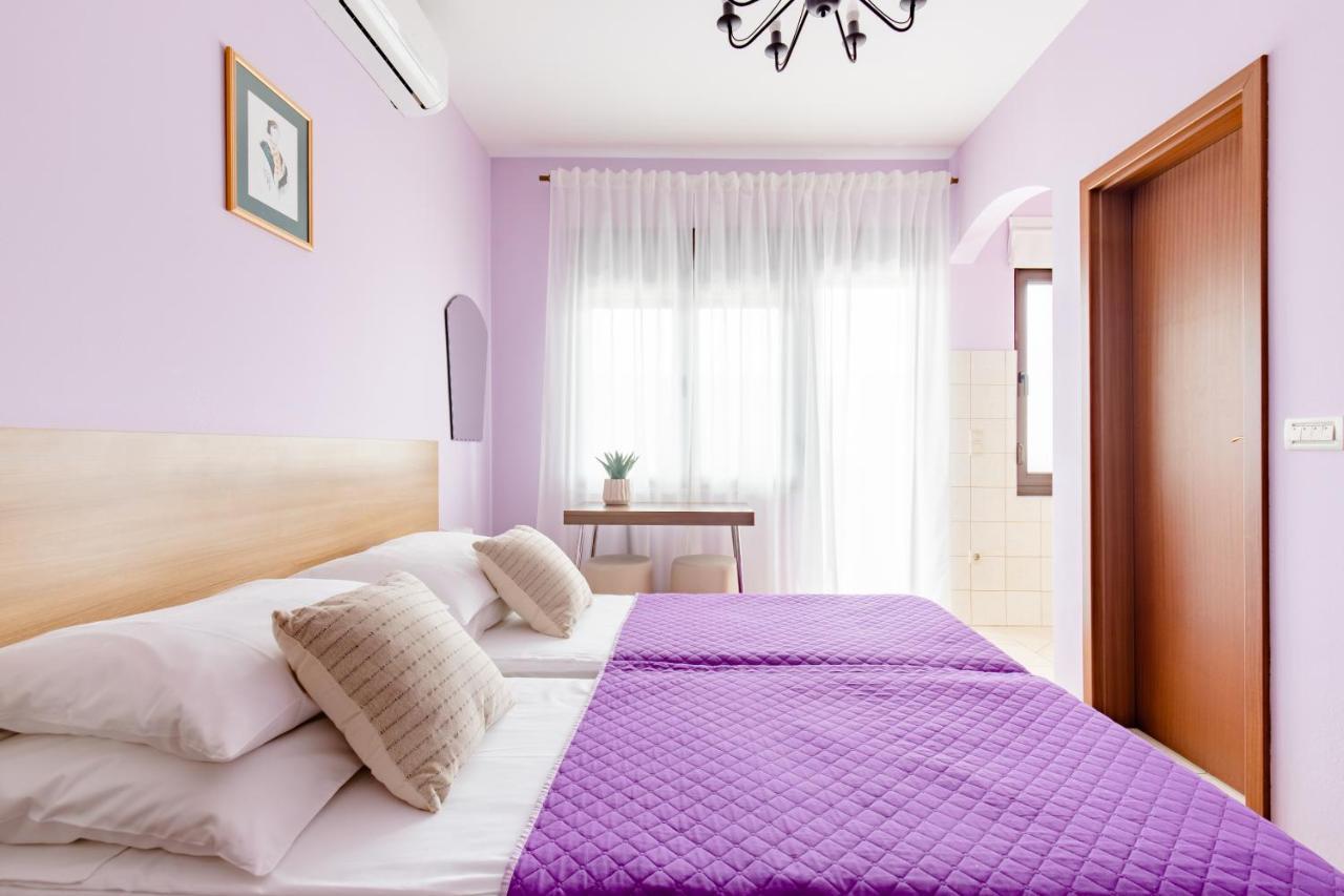 Apartments Mara Kastela Exterior photo